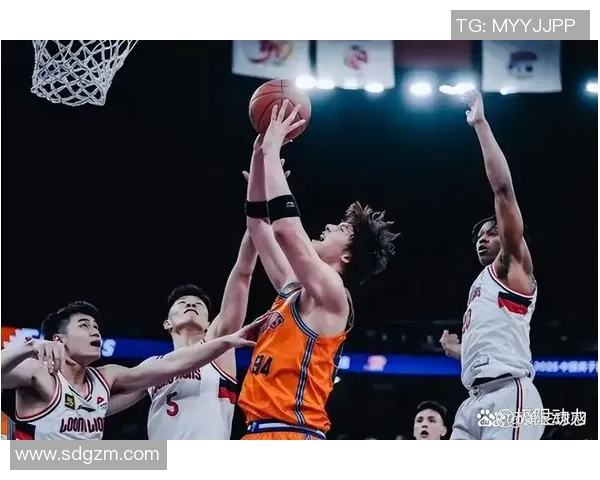 2018年CBA季后赛上海队与江苏队激烈对决回顾与分析 2018年CBA季后赛上海队与江苏队激烈对决回顾与分析